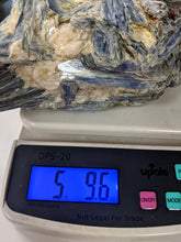 Load image into Gallery viewer, Blue Kyanite blade raw Kyanite crystal CLUSTER raw blue crystals Throat Chakra Rocks and Minerals Healing Stones