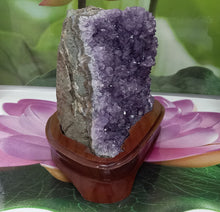 Load image into Gallery viewer, Amethyst Geode, Amethyst Cluster, Raw Amethyst Cluster, Amethyst Crystal cluster , Amethyst Druze, Amethyst Crystal, Large Amethyst Cluster